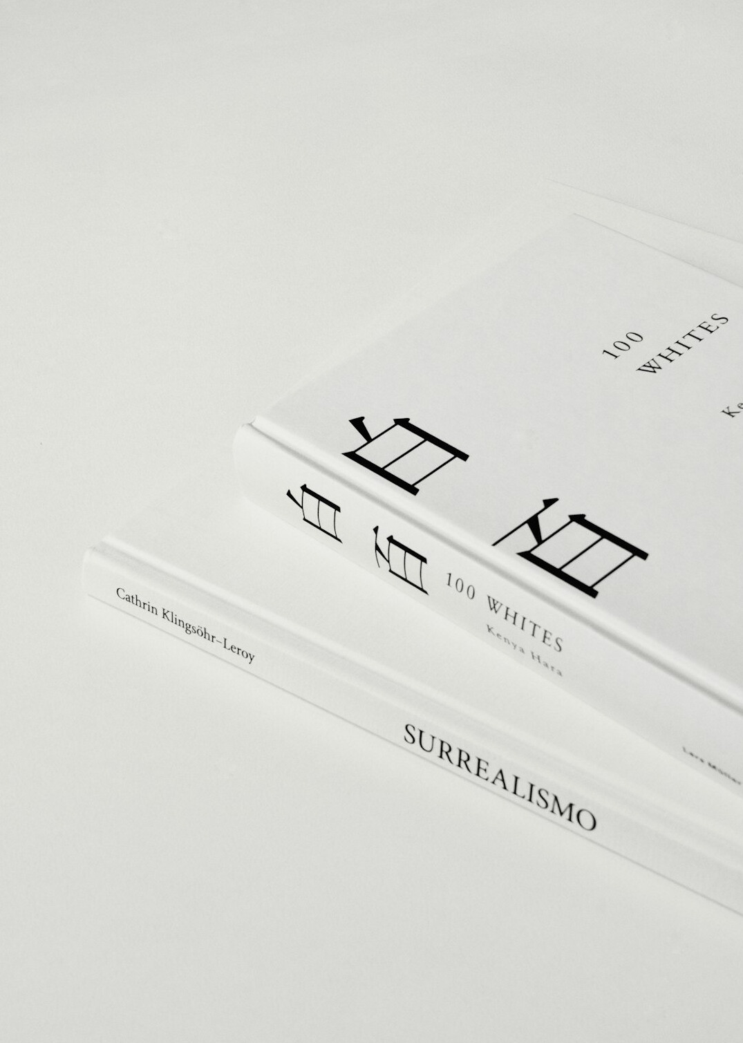 suspenseful book cover