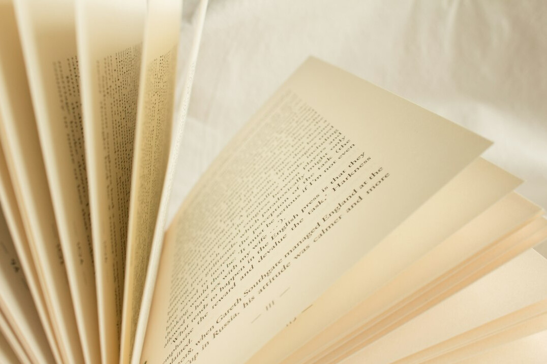 book pages turning
